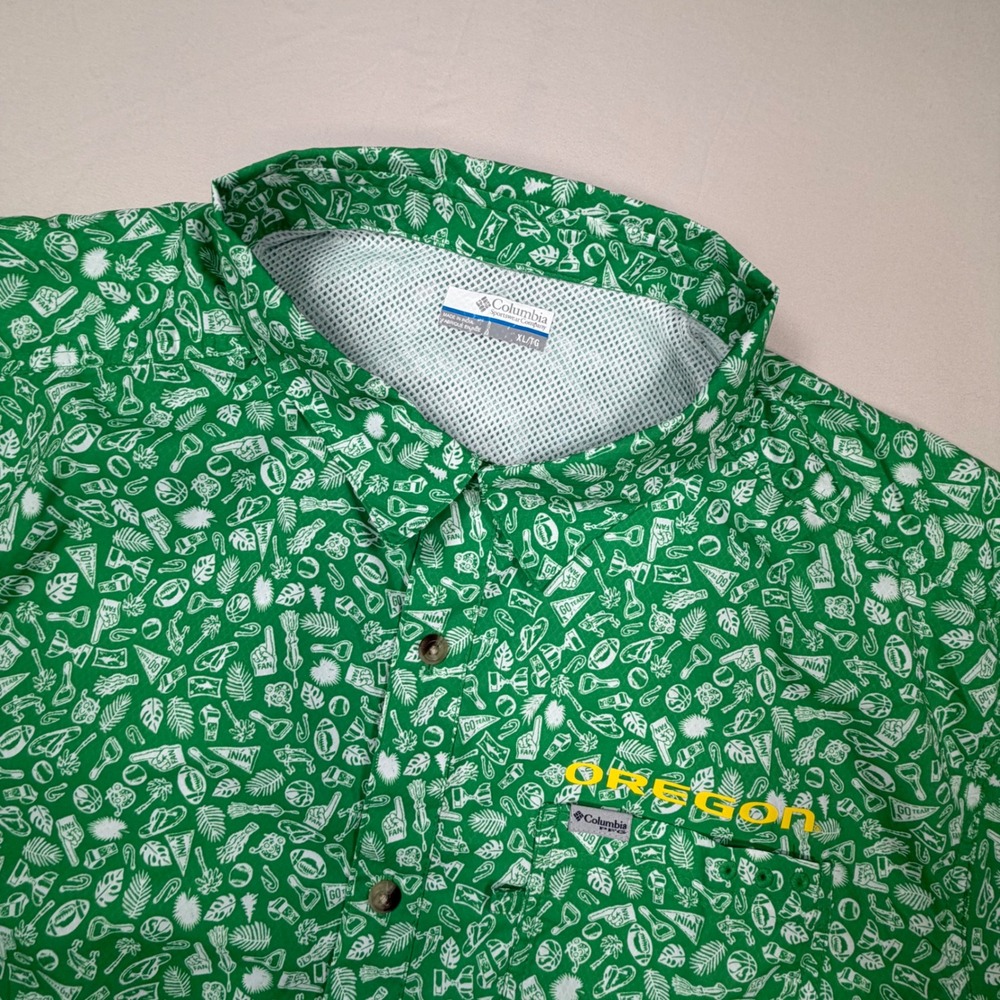 Columbia PFG Oregon Ducks Mens XL Green Tamiami Short Sleeve Fishing Shirt 0379